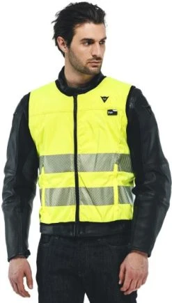 Dainese Smart D-Air Airbag Jacket - Hi-Vis -Motorcycle Clothes And Shoes dainese22m.000051e sn006530 closeup05