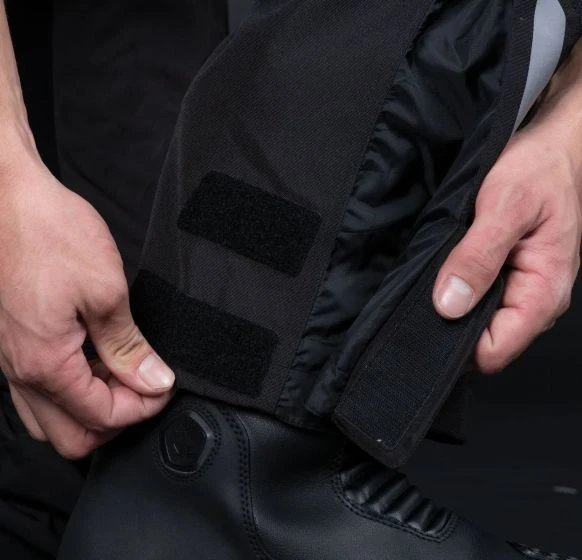 Oxford Mondial 2.0 Textile Trousers - Black/Olive 7 Oxford Mondial 2.0 Textile Trousers - Black/Olive - Image 5